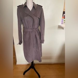 Woman suede long coat size large the color is very trendy